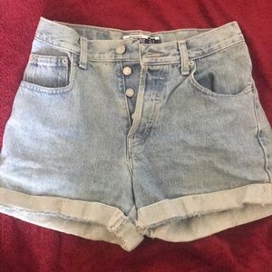 ❤️GAP DENIM LOOSE FIT CUFFED SHORTS❤️